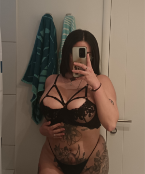 Karen Genesis